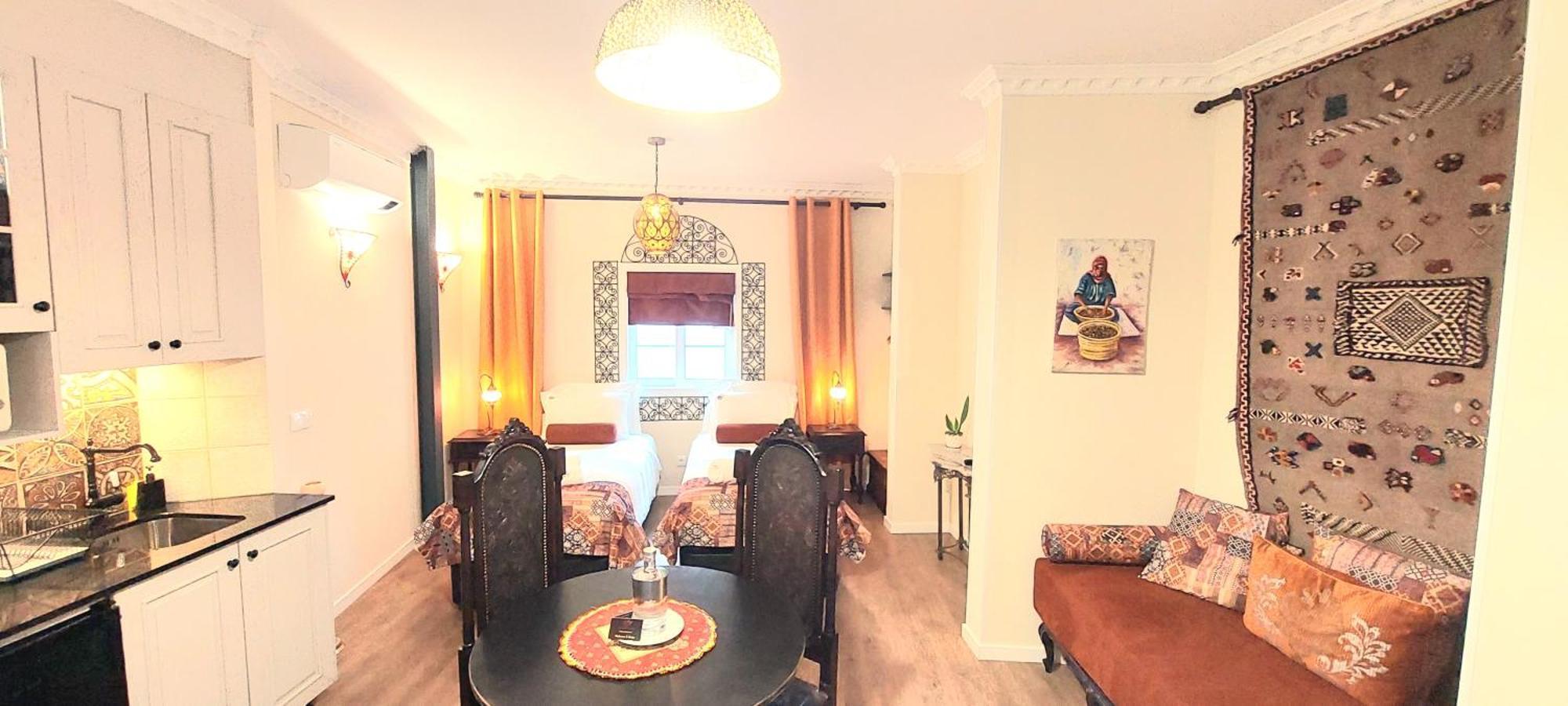 7 Styles Apartments By Raspberry Cascade ファロ 部屋 写真