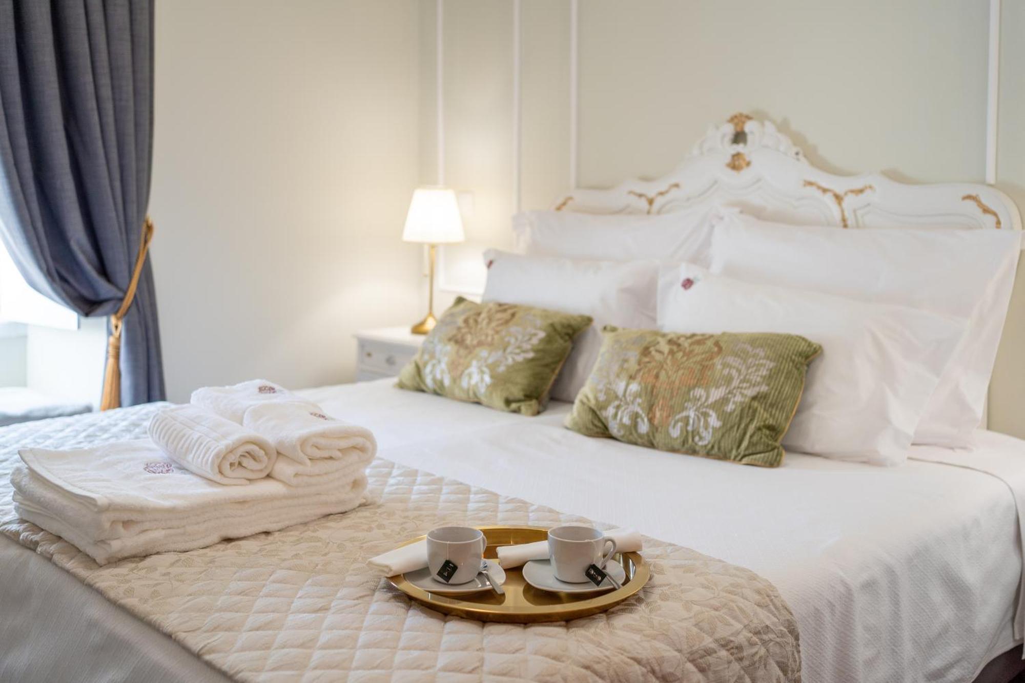 7 Styles Apartments By Raspberry Cascade ファロ 部屋 写真