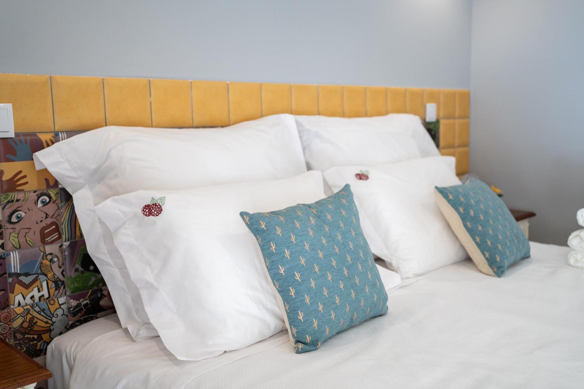 7 Styles Apartments By Raspberry Cascade ファロ 部屋 写真